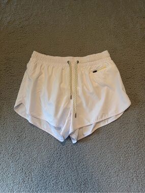 VUORI Clementine 2.0 Short 2.5" size L